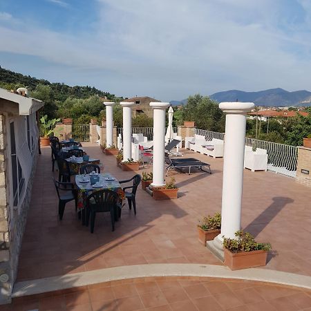 Villa Capri Fondi Eksteriør billede