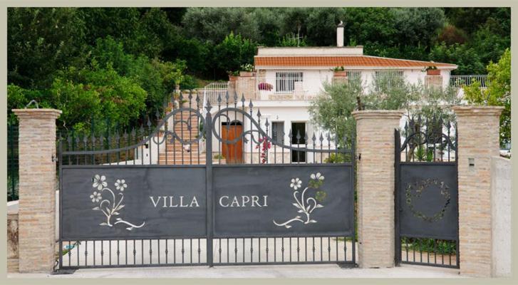 Villa Capri Fondi Eksteriør billede