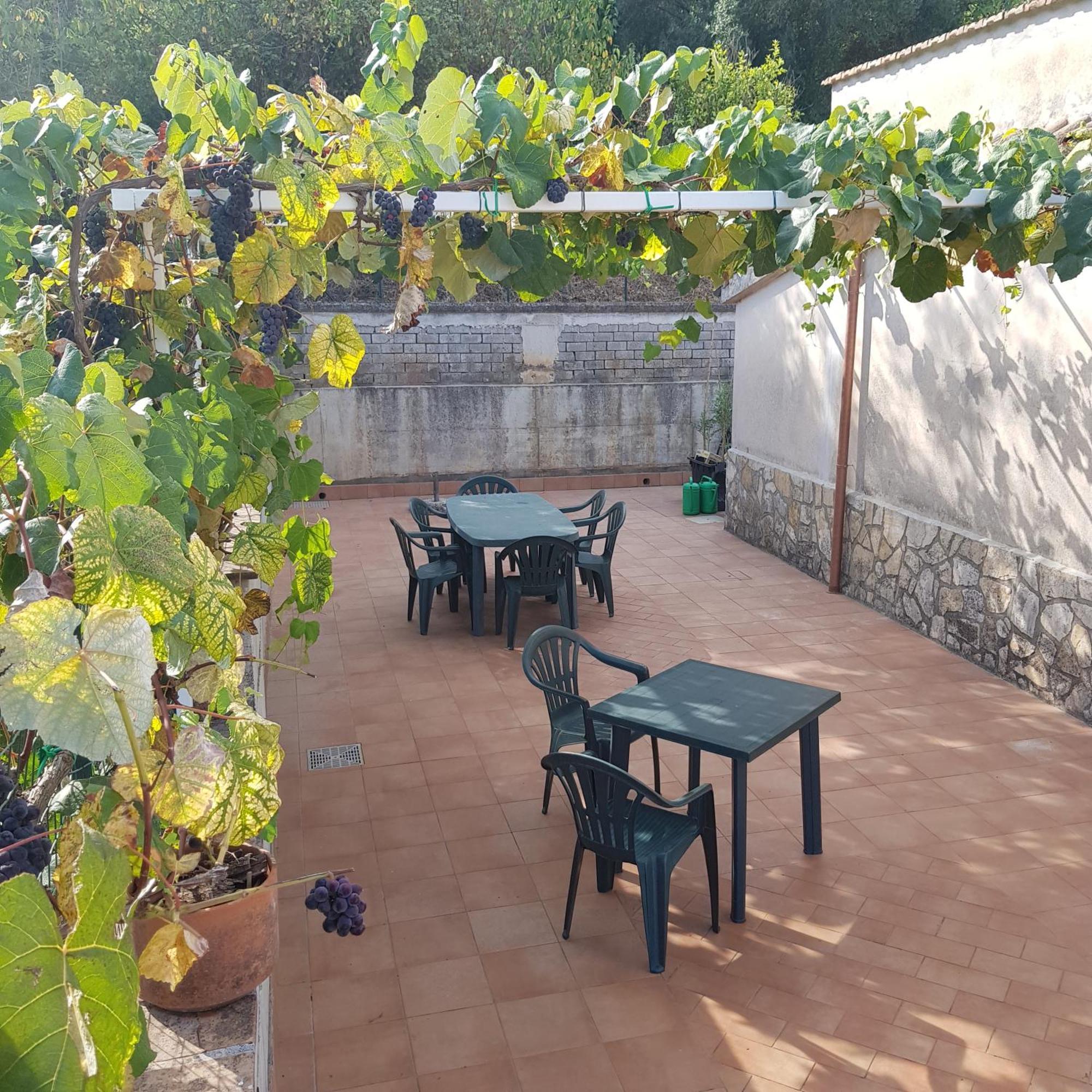 Villa Capri Fondi Eksteriør billede